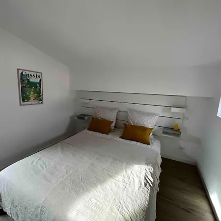 Lägenhet Duplex Au Coeur Du Village De *