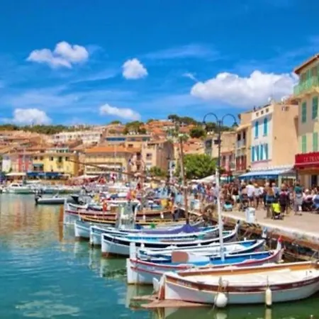 Duplex Au Coeur Du Village De Cassis