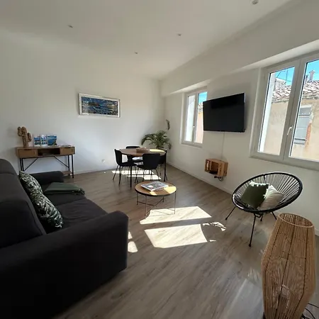 Duplex Au Coeur Du Village De * 카시스